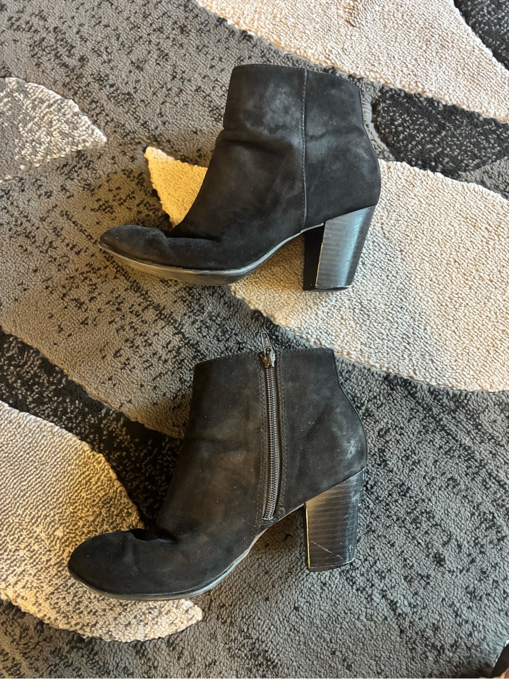 Gap black boots 8 used